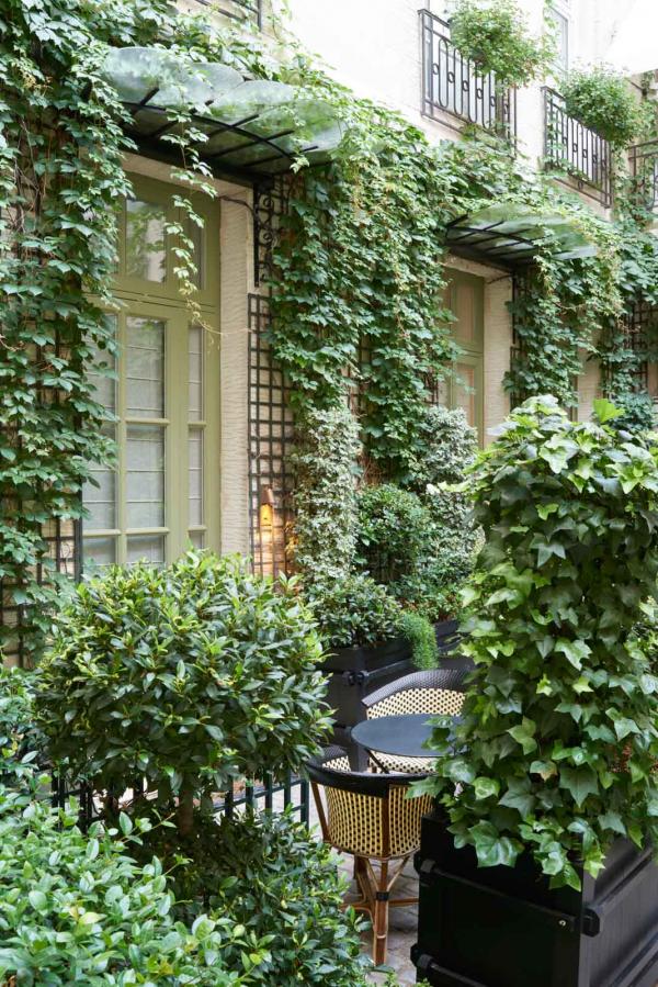 Relais Christine — Cour © Didier Delmas Relais Christine — Cour © Didier Delmas